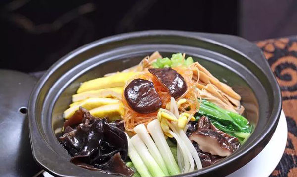 齋菜煲